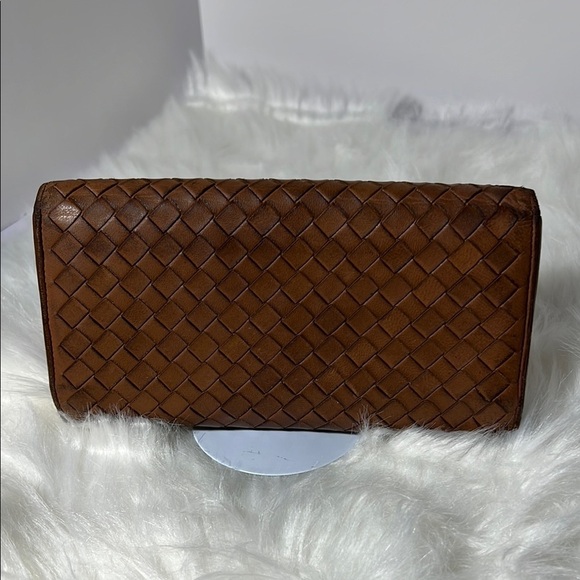 Bottega Veneta Brown Woven leather Long Wallet. p46 - Picture 3 of 11